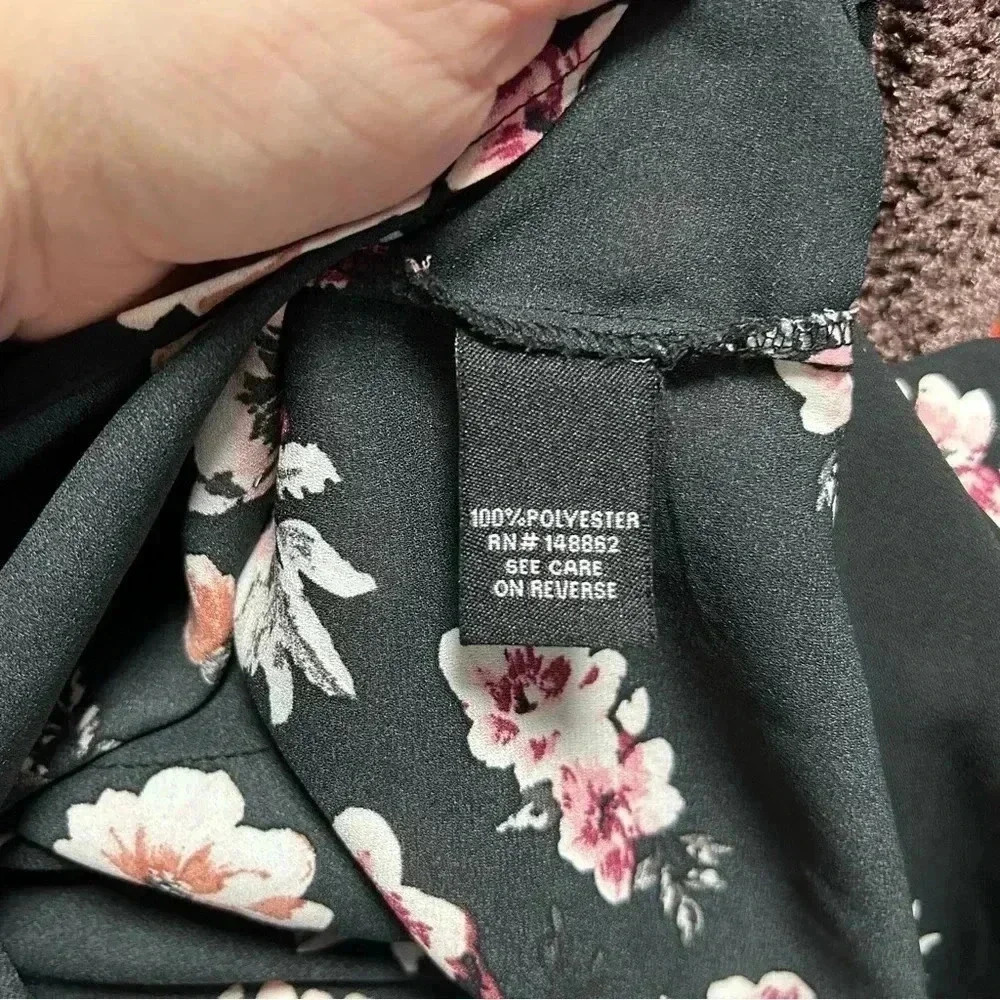 Torrid  Blouse - Picture 5 of 5